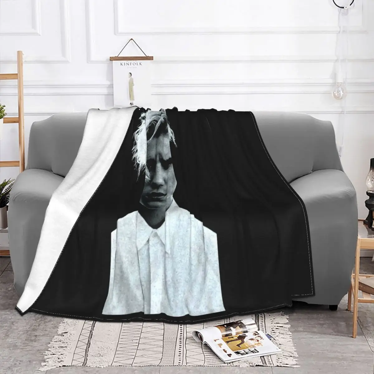 Justin Bieber Black White Photo Purpose Tour Merchandise Cotton Animal Personality Throw Blanket