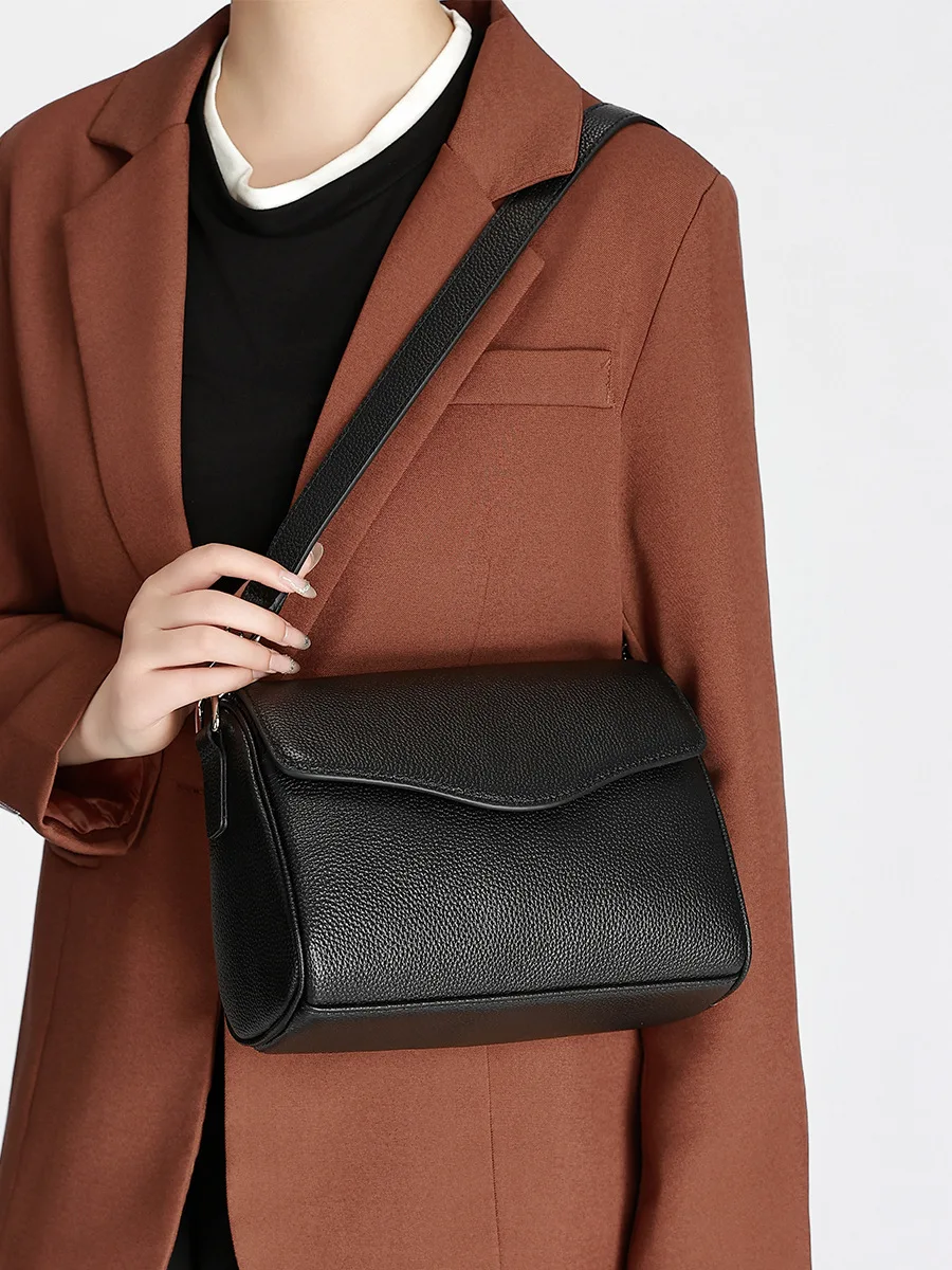 

Top-grain Cowhide Women Fashion Shoulder Bag 2026 New Hot-selling Classic Versatile Commuter Simple Women Crossbody Bag