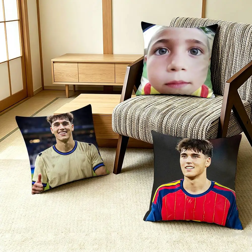 Taie d'oreiller imprimée avec motif de défenseur espagnol Pau Cubarsi, housse de coussin pour canapé de salon