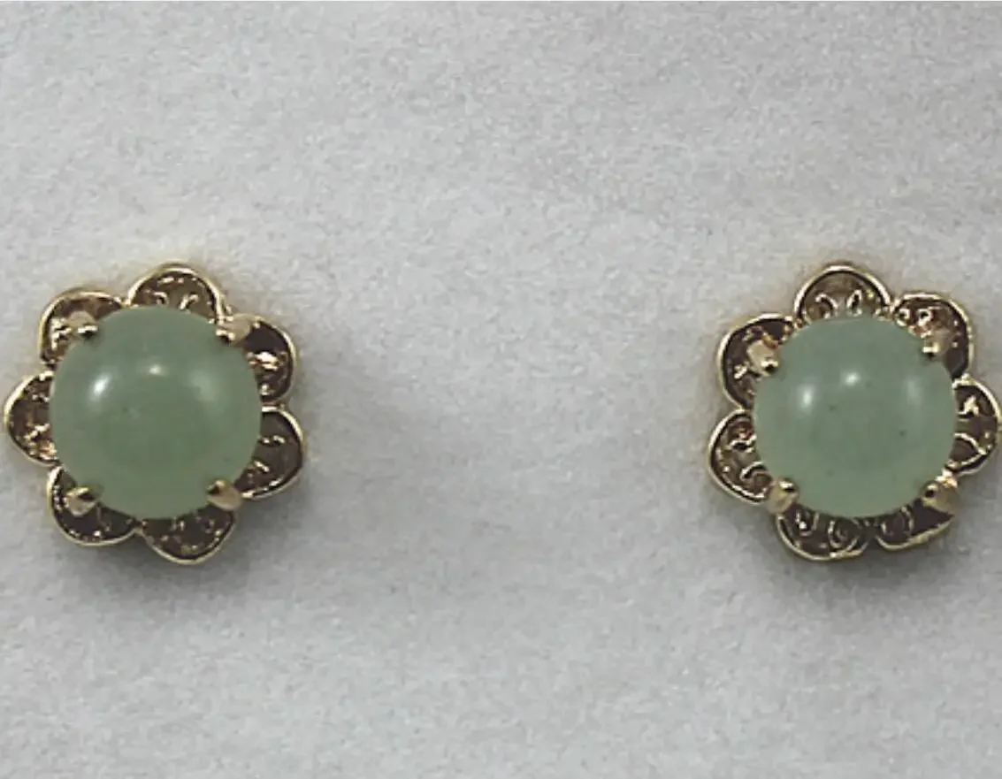 

Women's simple metal plated flower accessories 8mm Dongling jade Round Earrings