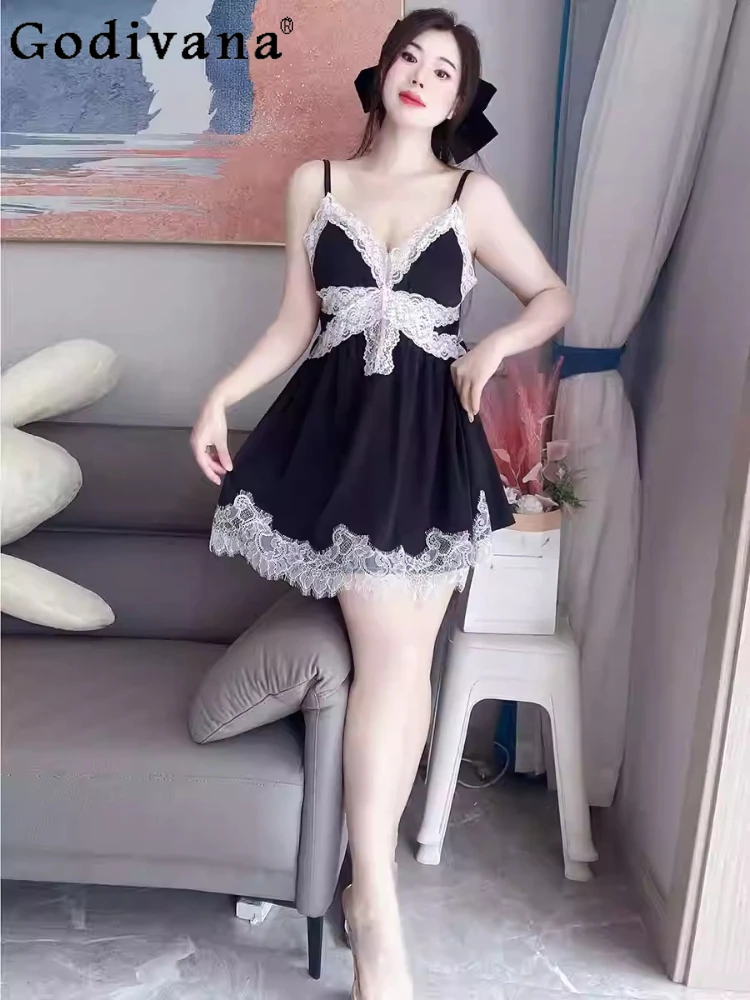 

Large Size Girls with Chest Pads Sexy Lace V-neck Pajamas Summer High Waist A-line Elegant and Fashionable Suspender Homewear