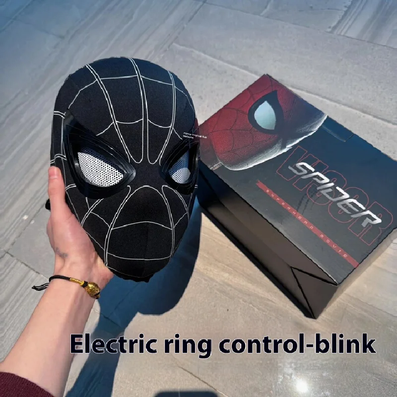 Lo stesso copricapo Spider Man con occhi mobili, maschera lampeggiante elettrica manuale, casco Expedition eroe straordinario