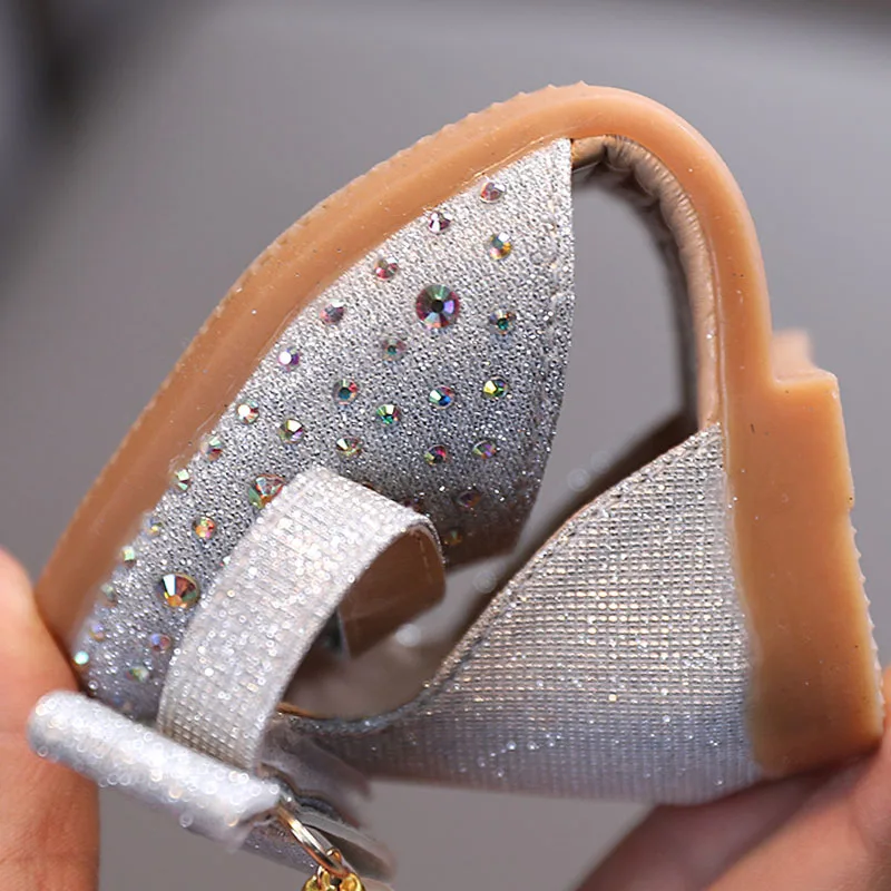 Sandali piatti da ragazza scarpe da principessa in pelle scarpe da bambina con strass moda estiva per feste di matrimonio CSH1362