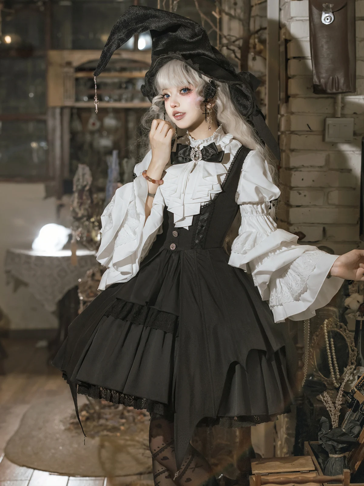 Original French Elegant Court Style Retro Strap Dress Shirt Set Autumn Women's Gothic Slim Fit Lolita Dress Halloween Cos Dress