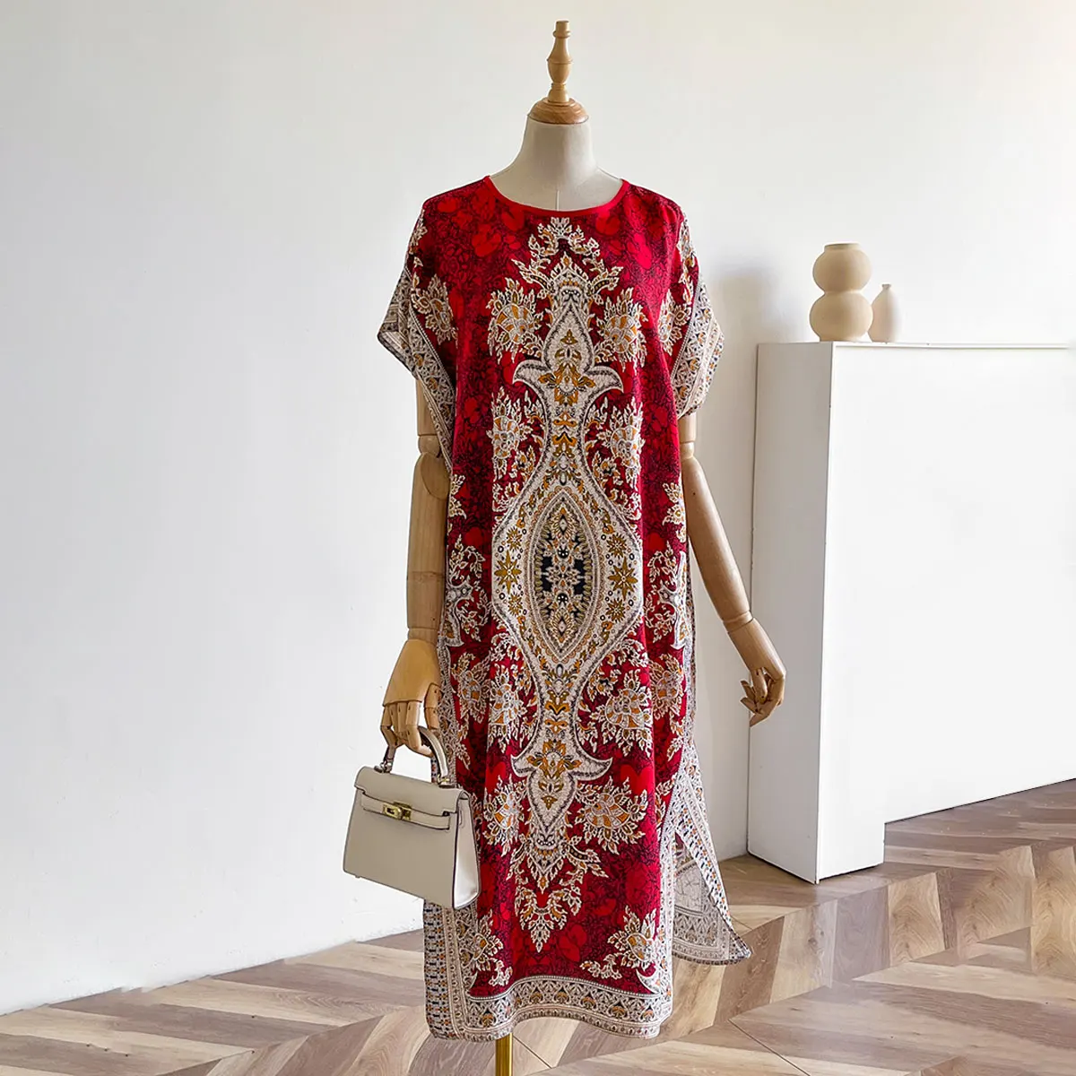 

Spring and Summer Fashion African Dresses For Women Elegant Printed Silk Muslim Lady Kaftan Sun Protection Seaside Holiday Dress