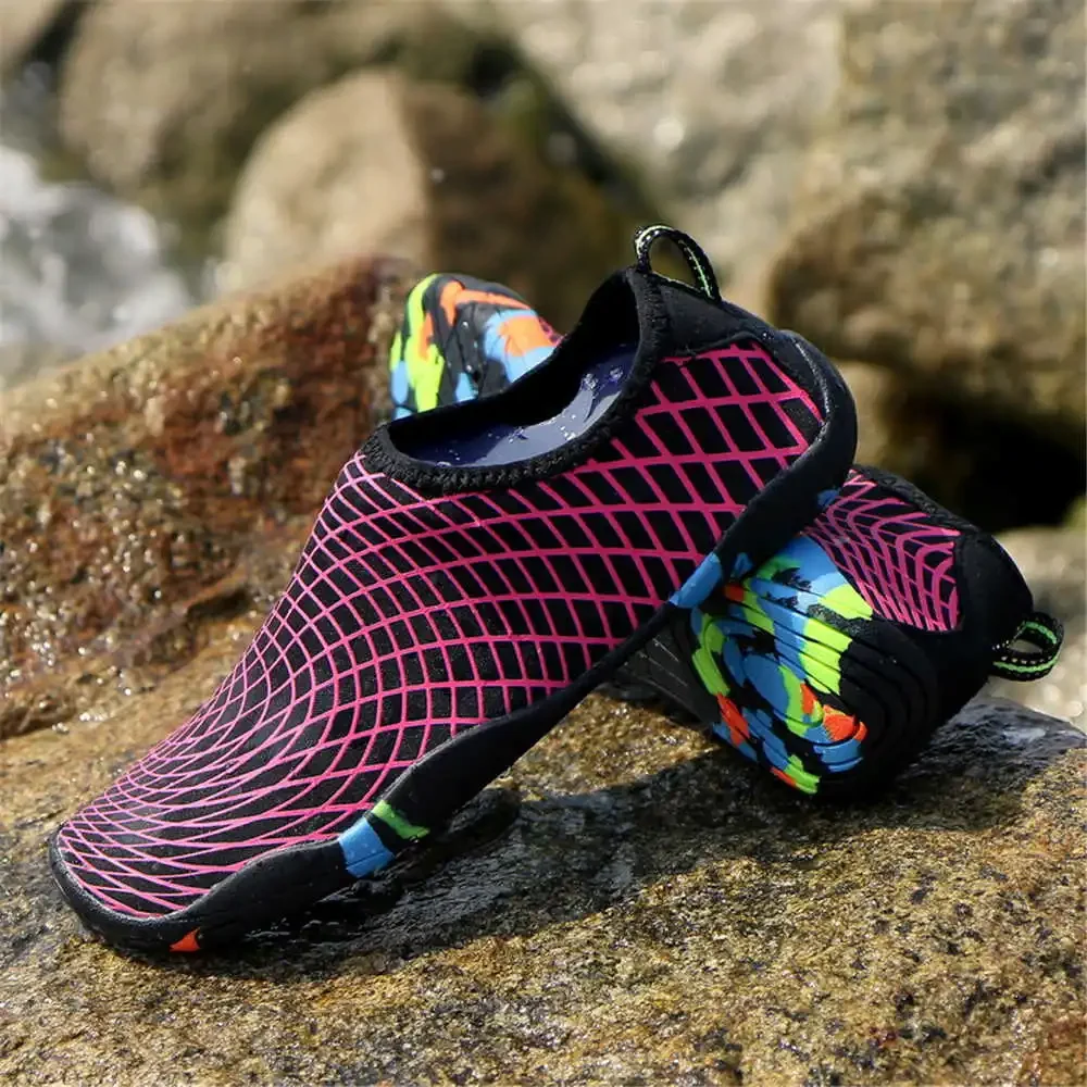 

Мягкие баскетбольные женские тапочки и сандалии 35–42, шлепанцы, кроссовки, спортивные прогулки, забавные топаки, тапочки