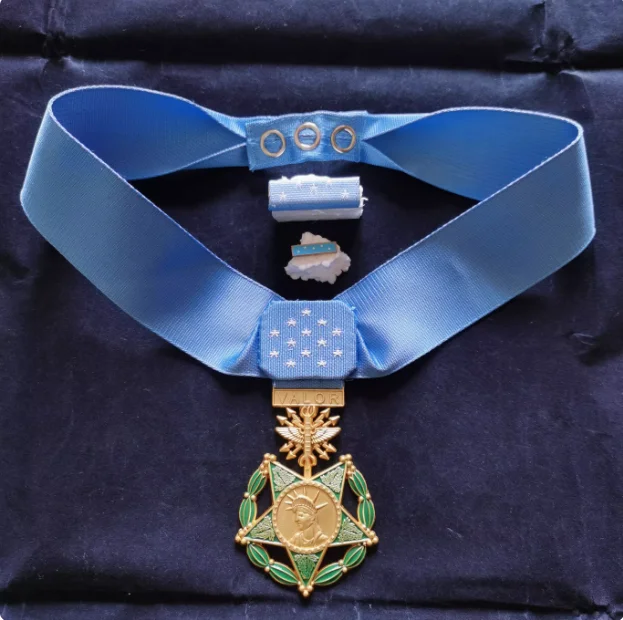 

US Medal of Honor Sky J Commercial Edition Collectibles
