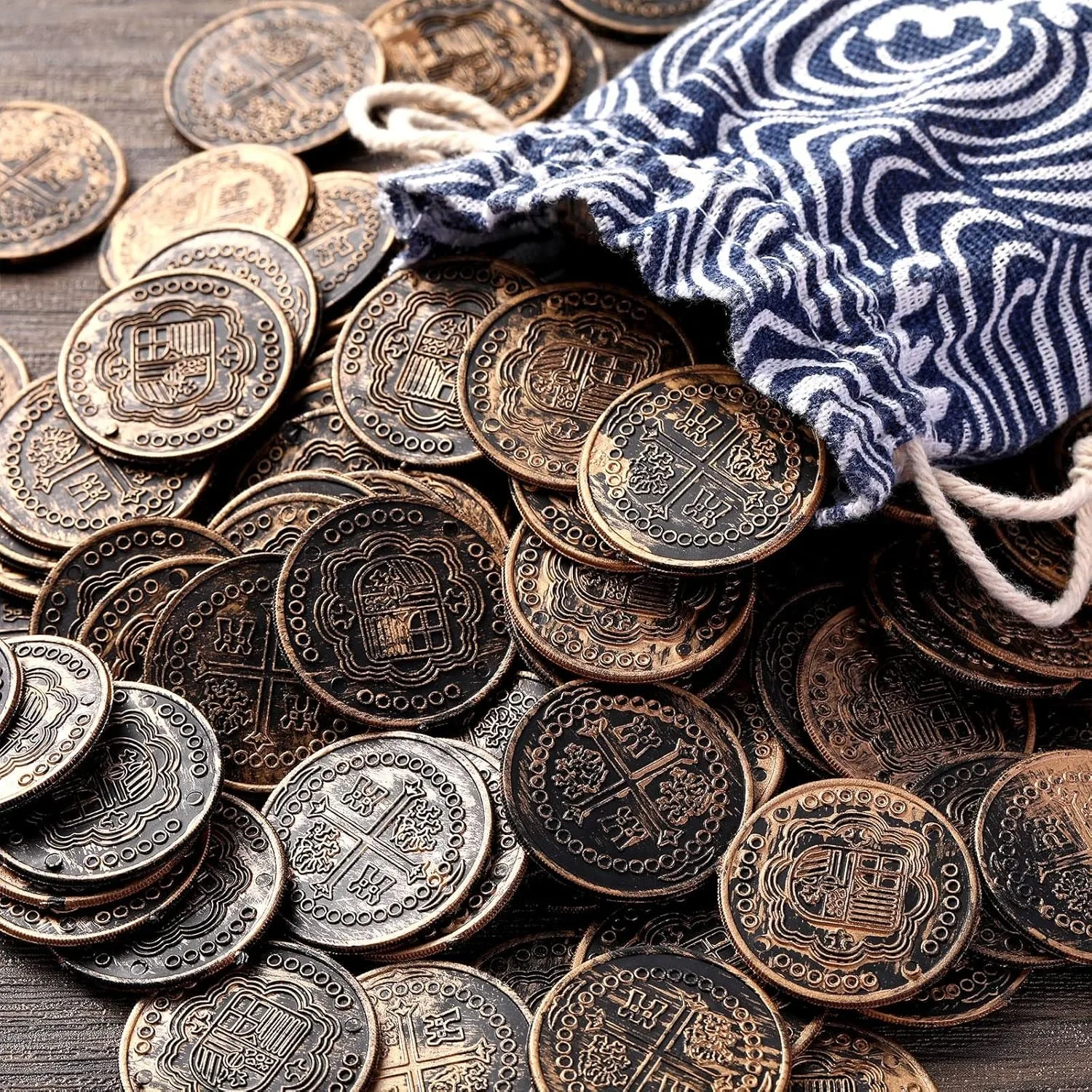 Fake Pirate Gold Coins Plastic Treasure Coins for Pirate Festival Halloween Party Favors Decorations Treasure Game