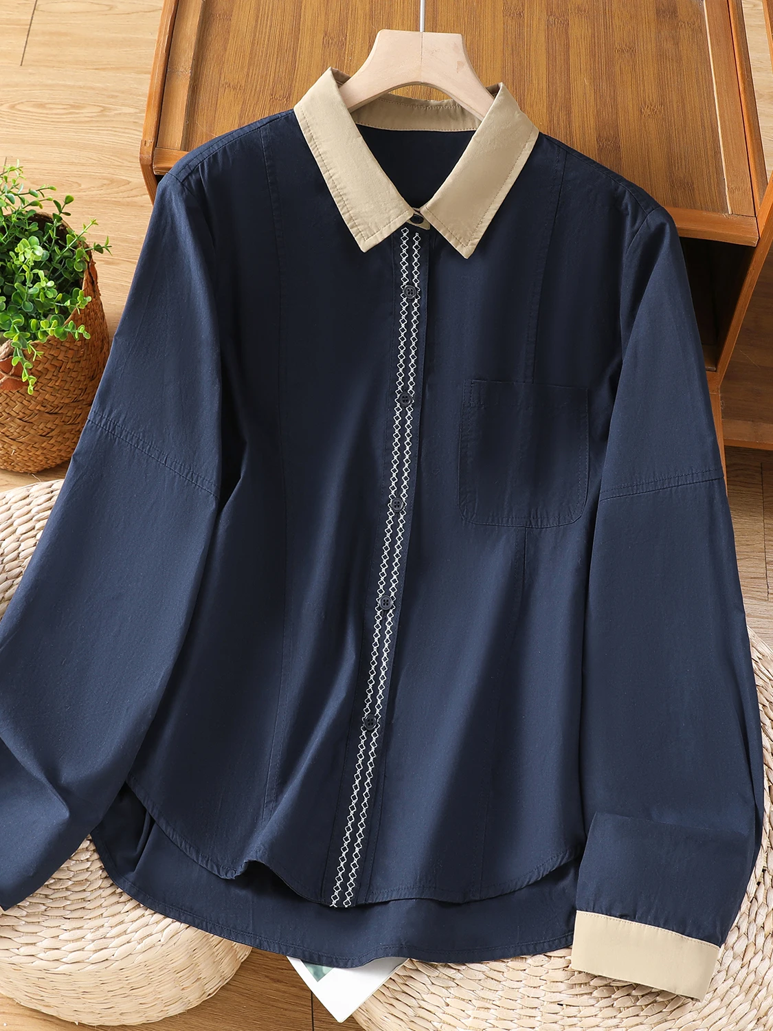

Spring 2026 Early Color Blo Collar irt Large Size Women's Embroidered Casual Loose Slimming Korean Sle Blouse
