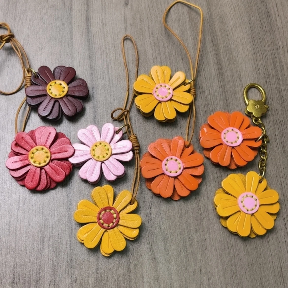 

Genuine Leather Sunflower Bag Charm Handmade Keychain Cute Car Accessory