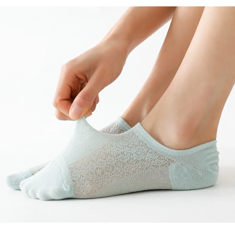 Spring Summer Ultrathin Socks Women Cotton Mesh Breathable Ankle Socks Cute Non-slip Invisible Low-cut Liners Socks for Female