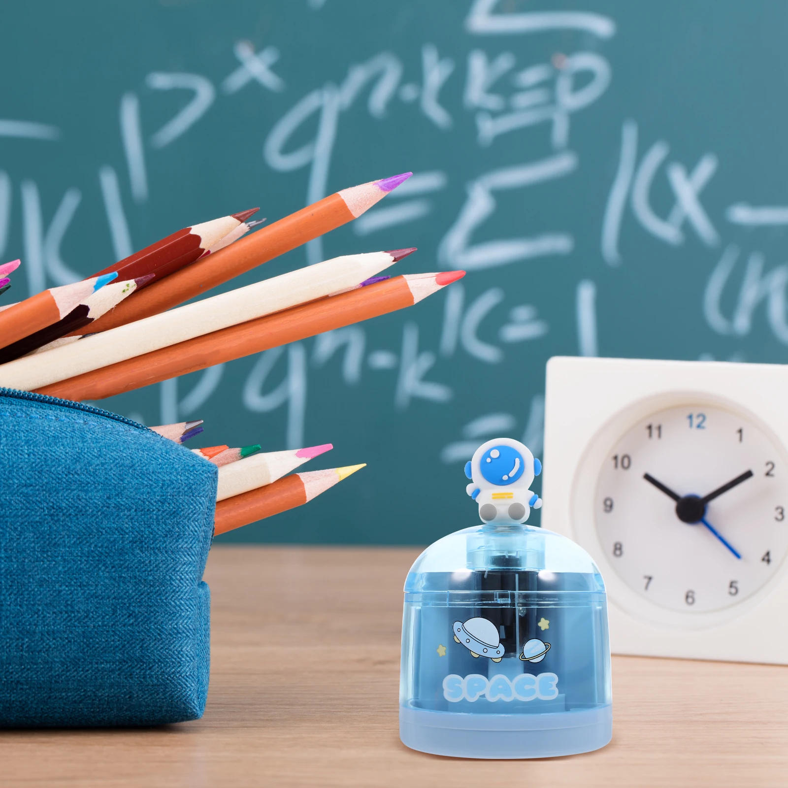 

Plastic Cartoon Electric Pencil Sharpener Automatic Speedy Sharpening for School Classroom Office Pencil Sharpener