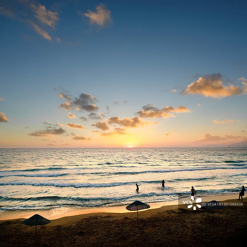 JLBレーシング チーター 21101 RTR 120A 1/10 スタントカー、防水、ヘッドアップディスプレイ、ブラシレスリモコンオフロード玩具、80km/h