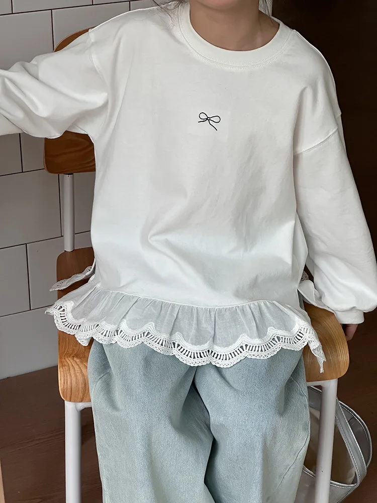 2026 Sping Autumn Sweet Flared Hem Lace Trim Underwear Top for Girls Stylish Butterfly Print Long Sleeve T-Shirt for Kids