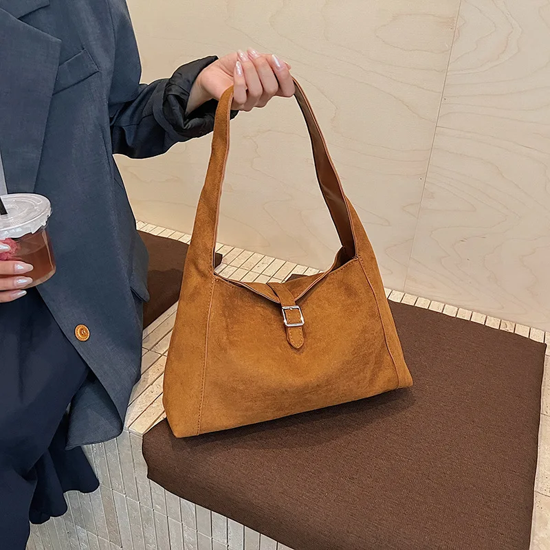 

Crossbody Bag Women's 2025 Autumn New Retro Matte PU Armpit Bag Commuting Versatile Large-capacity Shoulder Bag