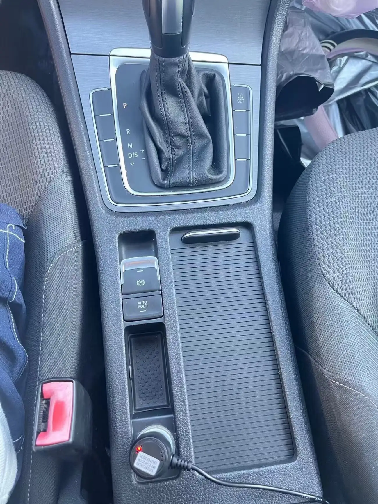 For VW Golf MK5 MK6 6 Jetta 5 EOS Scirocco New Black Car Water Drink Cup Holder Center Console 1K0 862 531 A 5KD862531 1K0862531