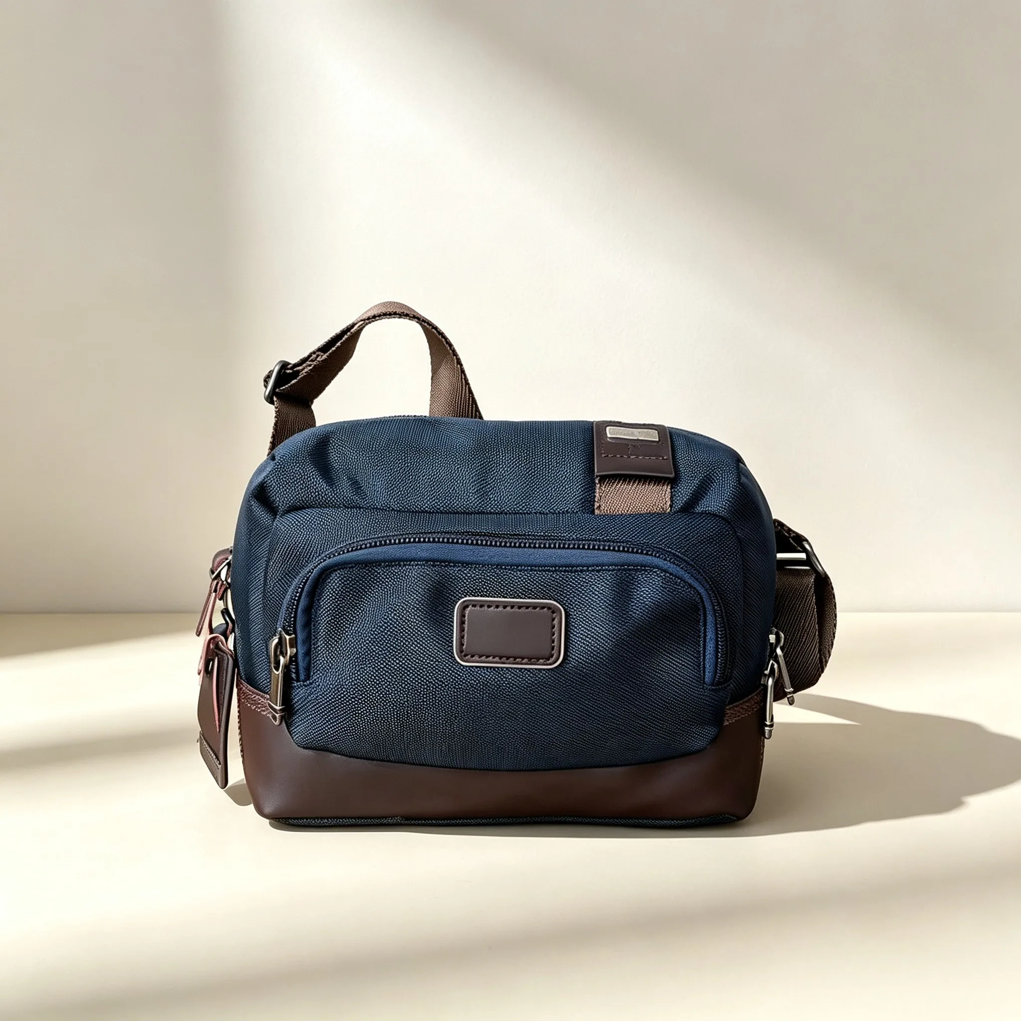 Men Casual Messenger Shoulder Bag, Waterproof Abrasionproof Nylon Crossbody Pack for Commuter Trip