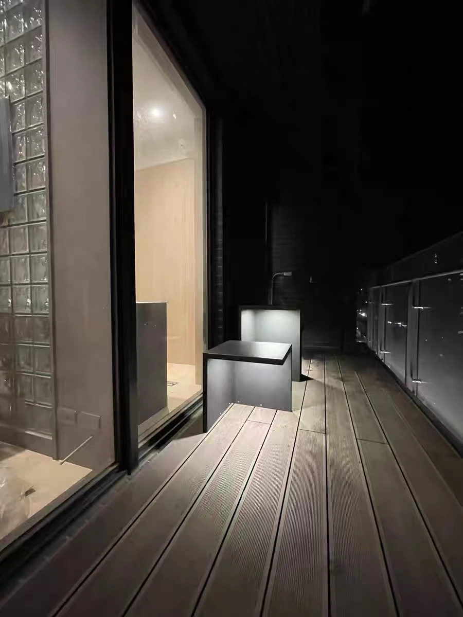 Outdoor Courtyard Tables, Chairs, Lawns, Waterproof Gardens, Observation Rooms, Small Courtyard Decorations, Lawn Lights