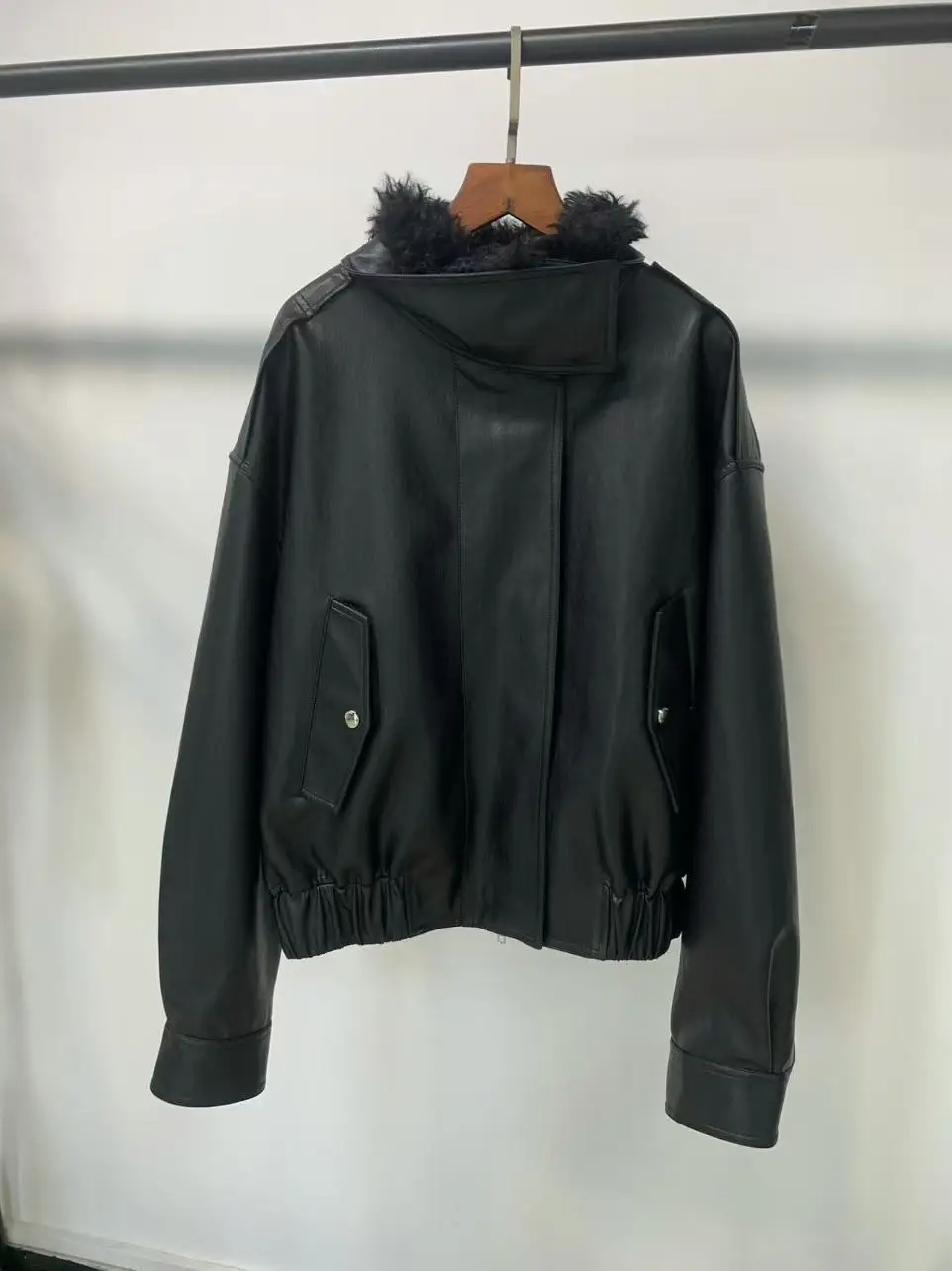 2026 Autumn/Winter New Style Retro Loose Adjustable Fur Collar Eco-Friendly Leather Pilot Jacket Coat
