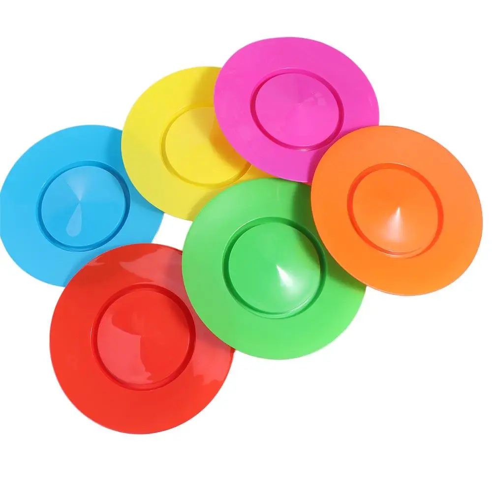 balance-skills-juggling-spinning-plates-flying-disc-clown-show-acrobatic-turntable-plastic-circus-performance