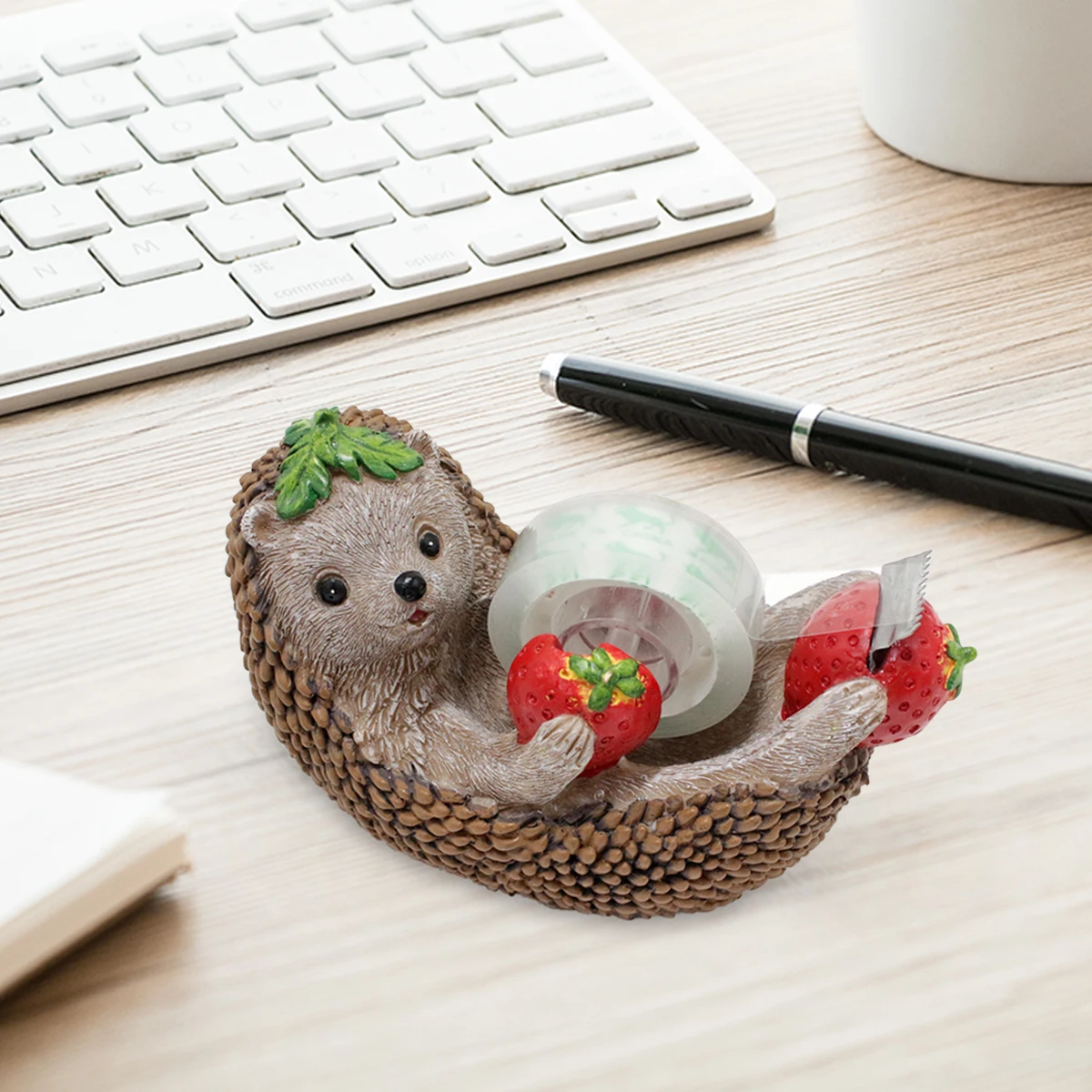 Resin hedgehog tape cutter, desktop tape dispenser, cute office desk accessories, stationery desk decorations, Valentine's Day g
