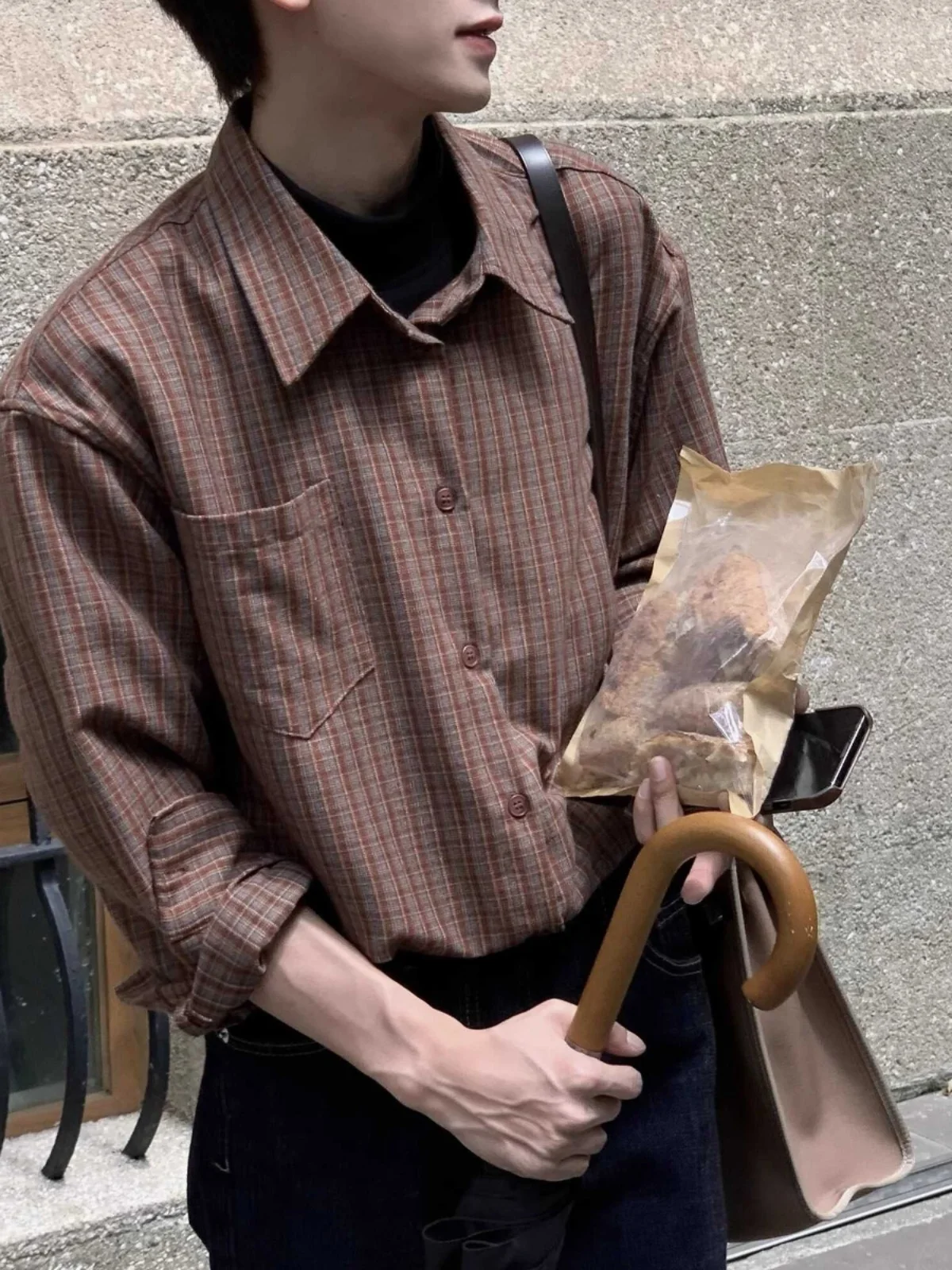 

Корейская осенне-зимняя клетчатая рубашка в стиле casual, износостойкая, с эффектом окрашивания, свободного кроя, с длинными рукавами, на пуговицах, универсальная классическая верхняя одежда