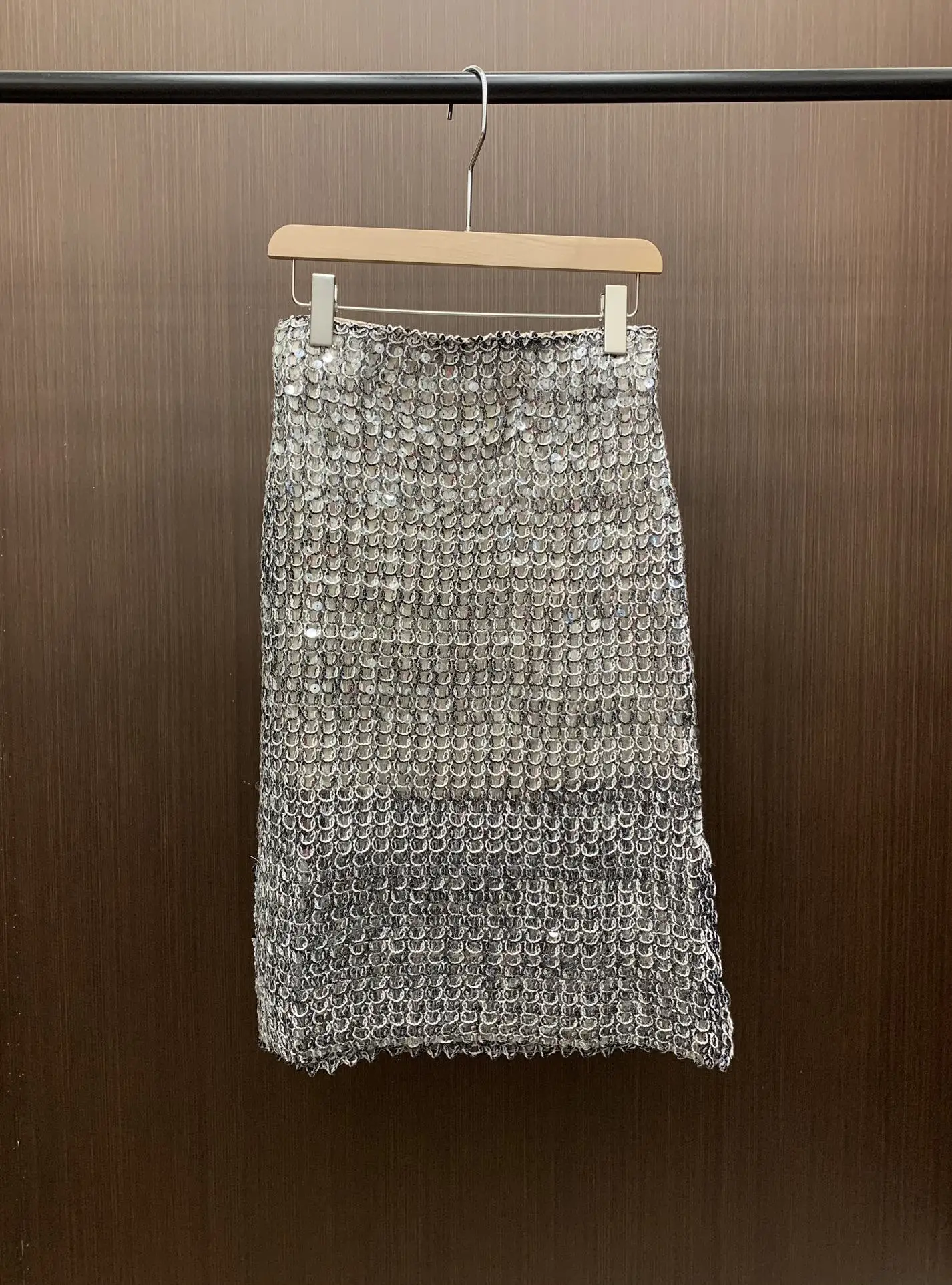 20244 Spring New Heavy Industry Fish Scale Sequin Vest Half Skirt Elastic Waist Shorts Loose Long Sleeve Top Women