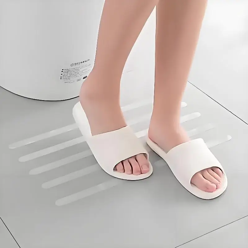 Transparent Bathroom Bathtub Anti Slip Sticker Strong Adhesive Easy To Cut Waterproof Anti Fall Safety Sticker