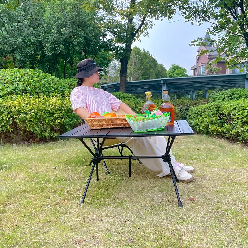Draagbare ultralichte opvouwbare campingtafel van aluminiumlegering met hoge sterkte Opvouwbaar buitendinerbureau voor familiefeest Picknick BBQ