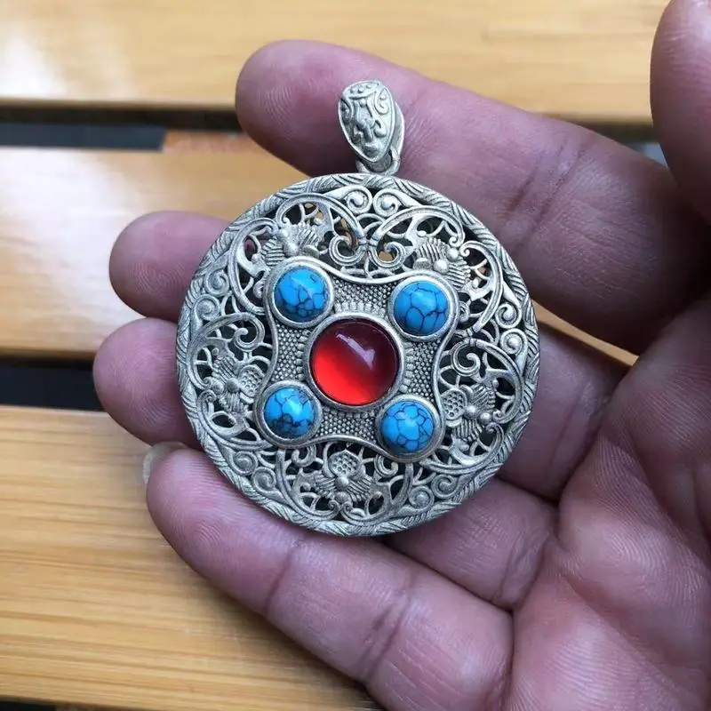 Antique Tibetan And Miao Silver Hollow Pendant Inlaid With Turquoise, Bat-Shaped Lock Ornament