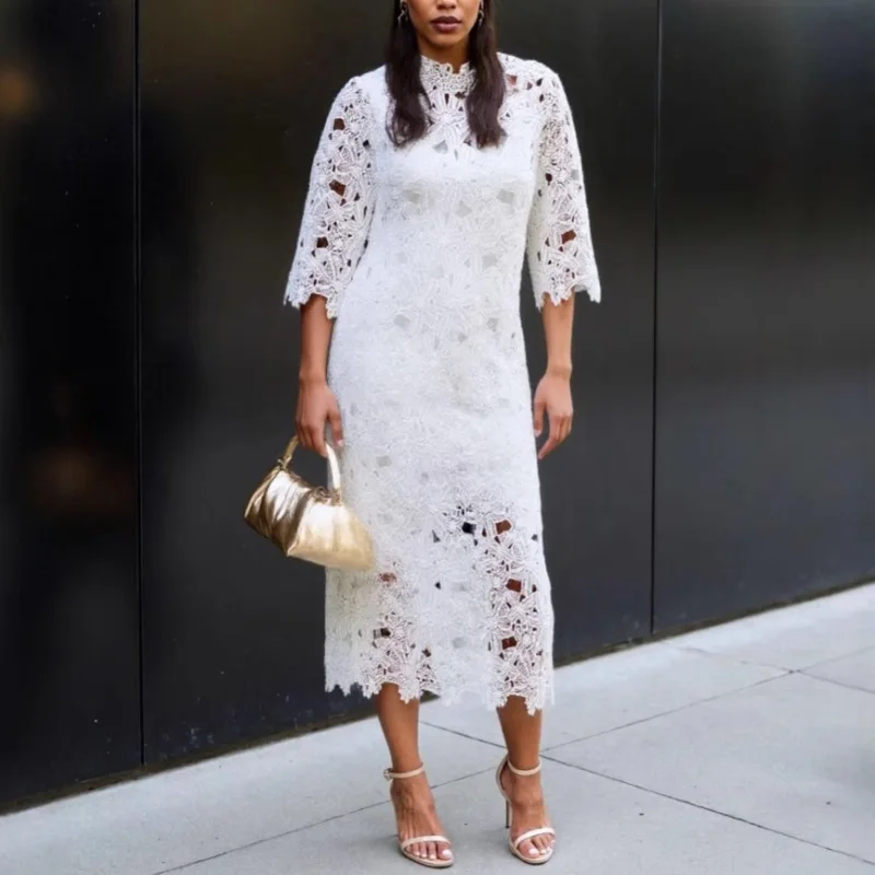 

Water-Soluble Lace In Vogue Women's Skirt Suit Hollow Loose Top White Black Red Straight Long Party Skirt New Design In Stock