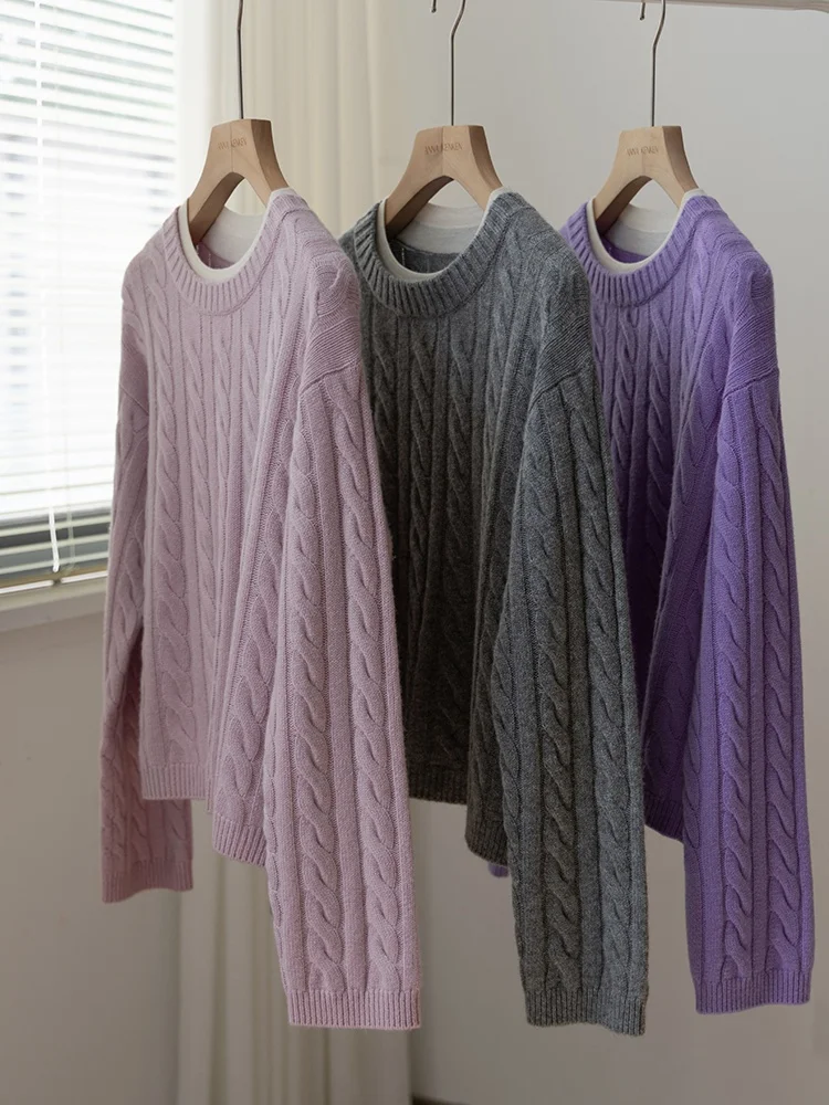 

Liu Wen cashmere sweater women's round neck fake two-piece twist pullover loose knit sweater thick.