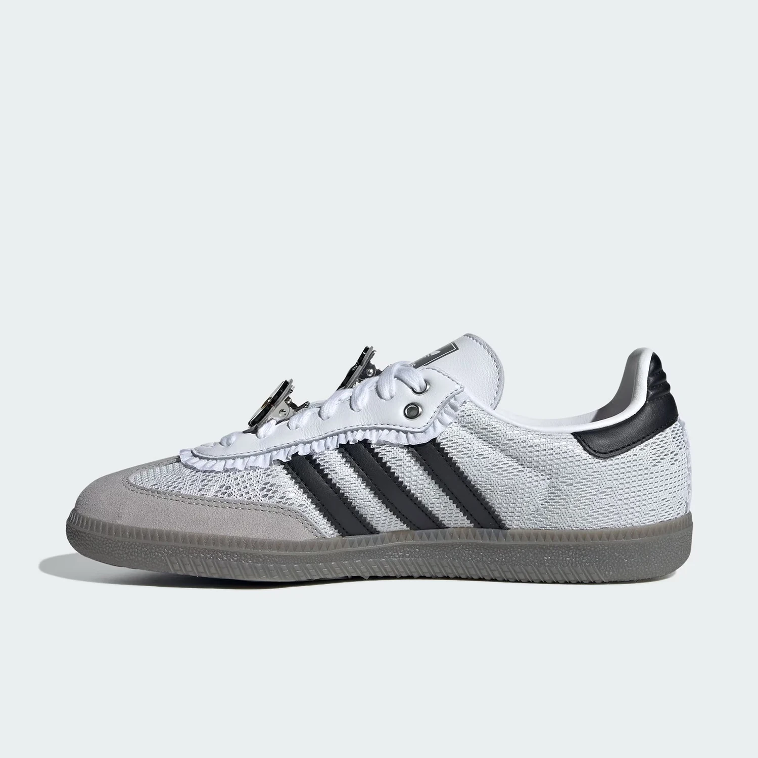 حذاء كاجوال نسائي من أديداس قابل للتنفس IH3371