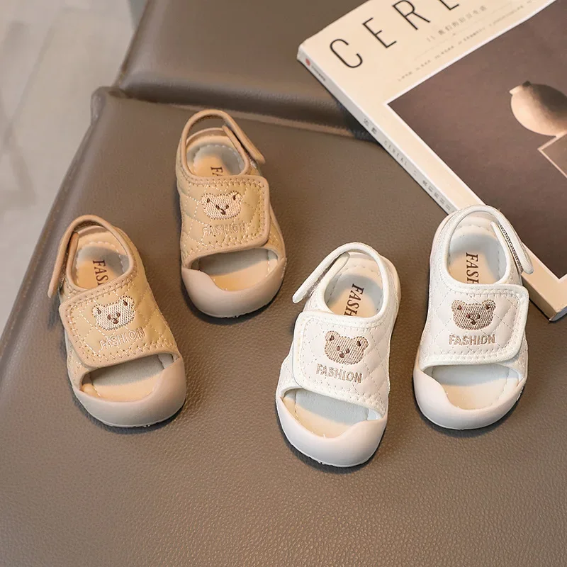 Sandalias de oso de dibujos animados para niño y niña, zapatos de suela suave para caminar, calzado de jardín, calzado bonito para bebé