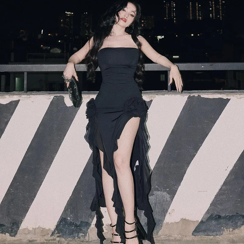 เดรสทรงเอไลน์ชายระบายแบบไม่สมมาตร ผ่าข้าง ช่วงต้นขา  ลายดอกไม้ 3 มิติ  แบบไม่มีสาย  ความยาวปานกลาง  สำหรับงานปาร์ตี้  เสื้อผ้าฤดูร้อน