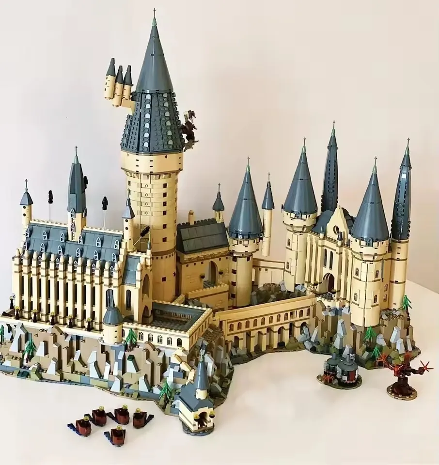 2025 neue Film Serie Magic School Kompatibel 71043 Schloss Modell Bausteine Ziegel Spielzeug Für
