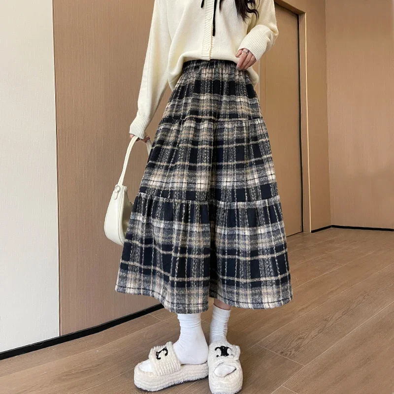 Vintage Plaid Woolen Skirts Women's Elastic High Waist All-Matching A-line Skirts Casual Loose Fashion Spliced Mid-Length Skirts