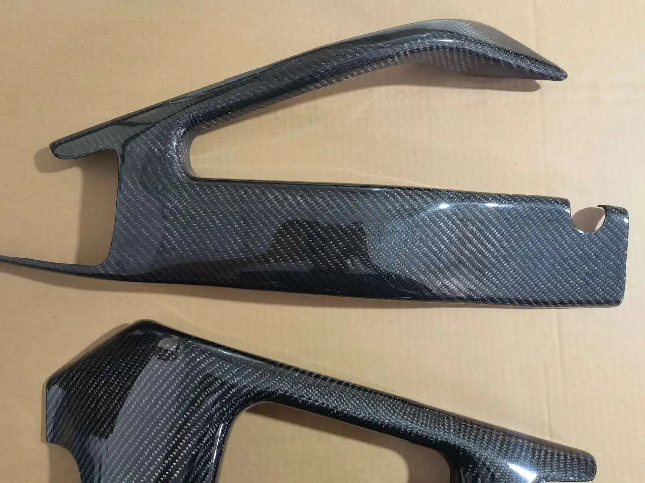 Carbon Fiber Swingarm Cover Guard For Yamaha R1 2007 2008