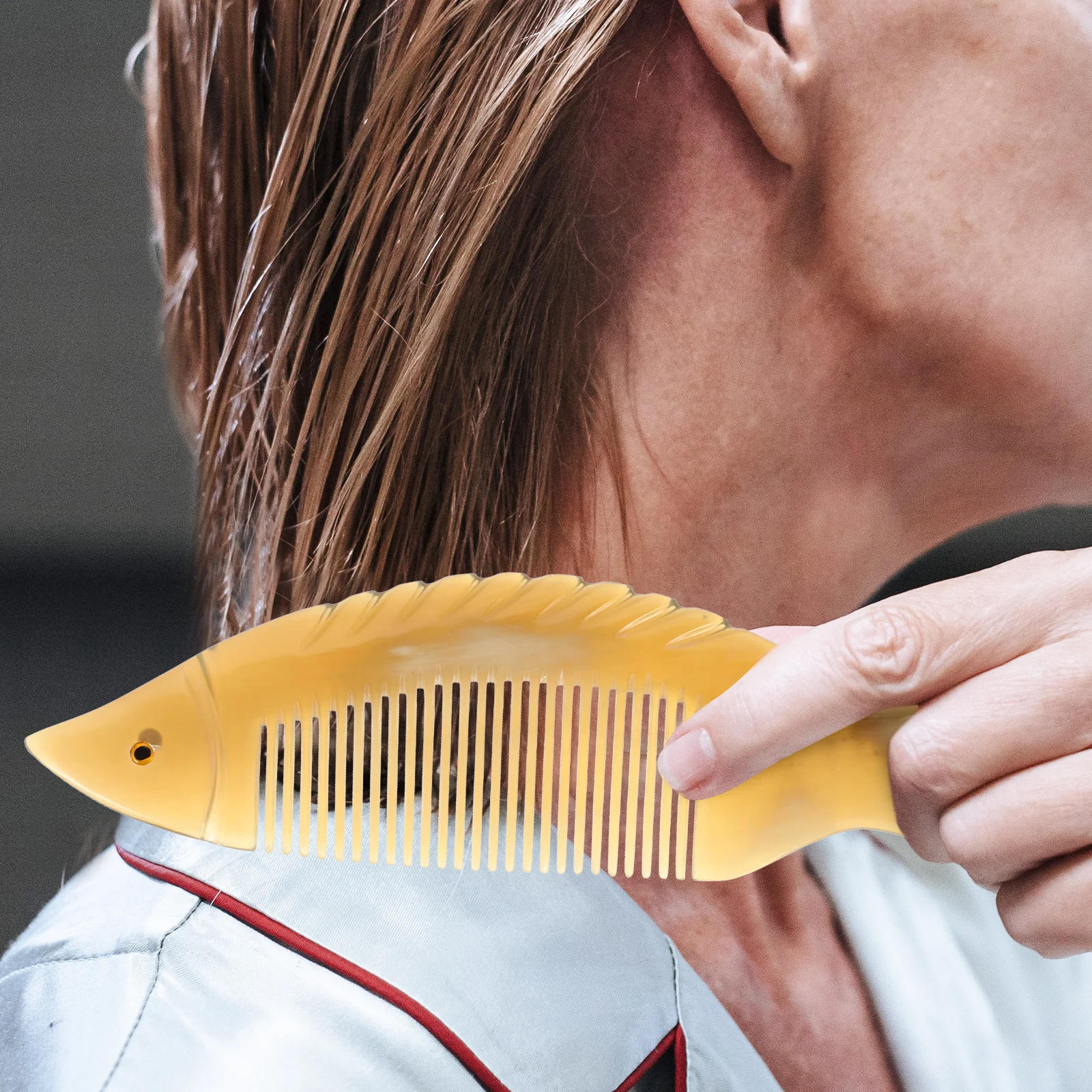 

Fish Shaped Horn Portable Detangler Anti Static Massage For Women Men Durable Premium Quality Smoothing Exquisite Craftsmanship