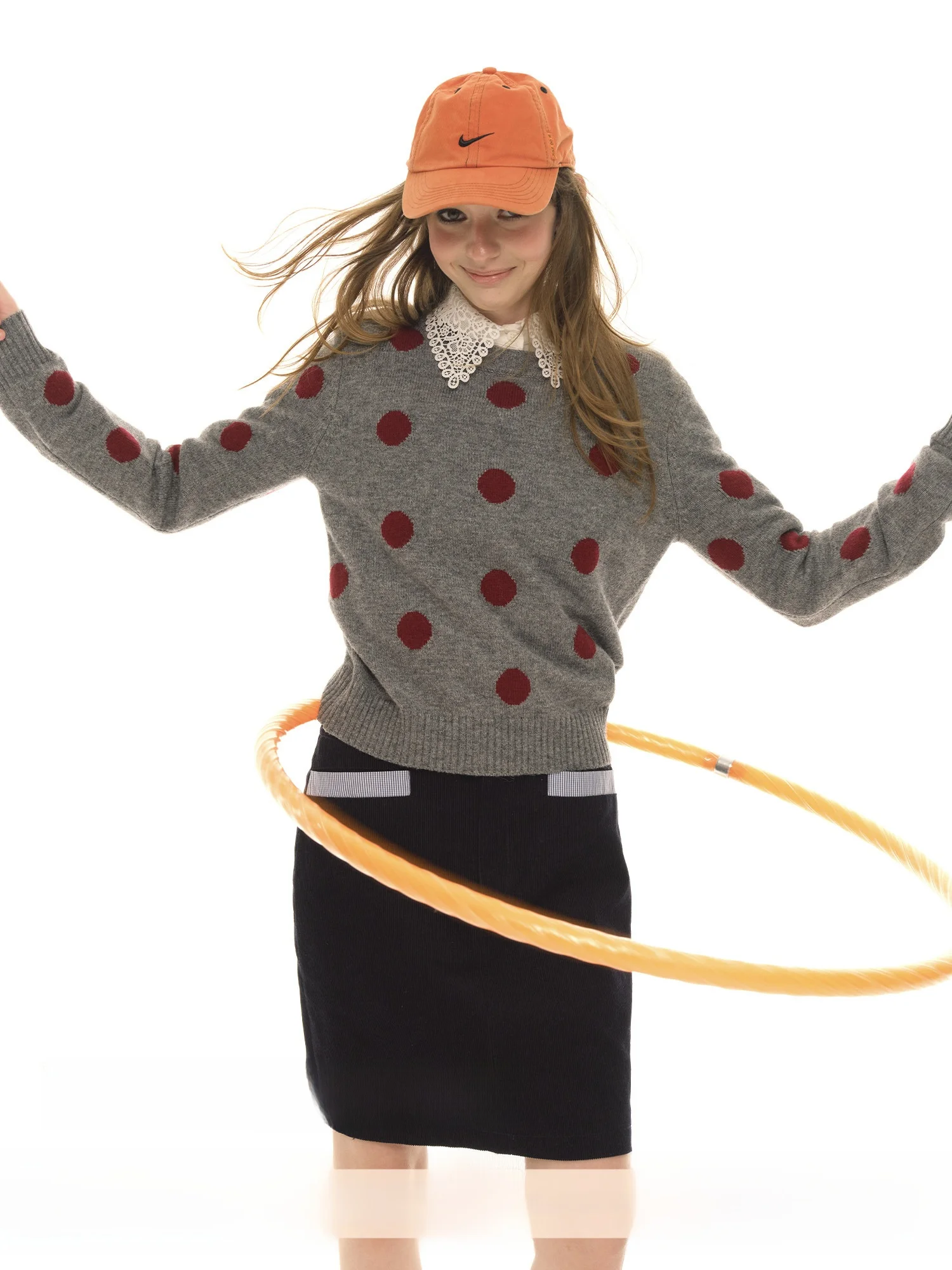 

UNRETRO Vintage Color Blo Polka Dot Woolen Sweater Women's Loose round Ne Cool Sweet Knitted irt Autumn New Sle