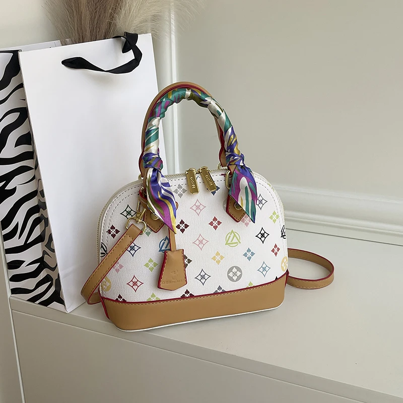 

Stylish Genuine Leather Crossbody Bag for Women, Shoulder Bag Messenger Bag from Luxury Brand Famous Designer