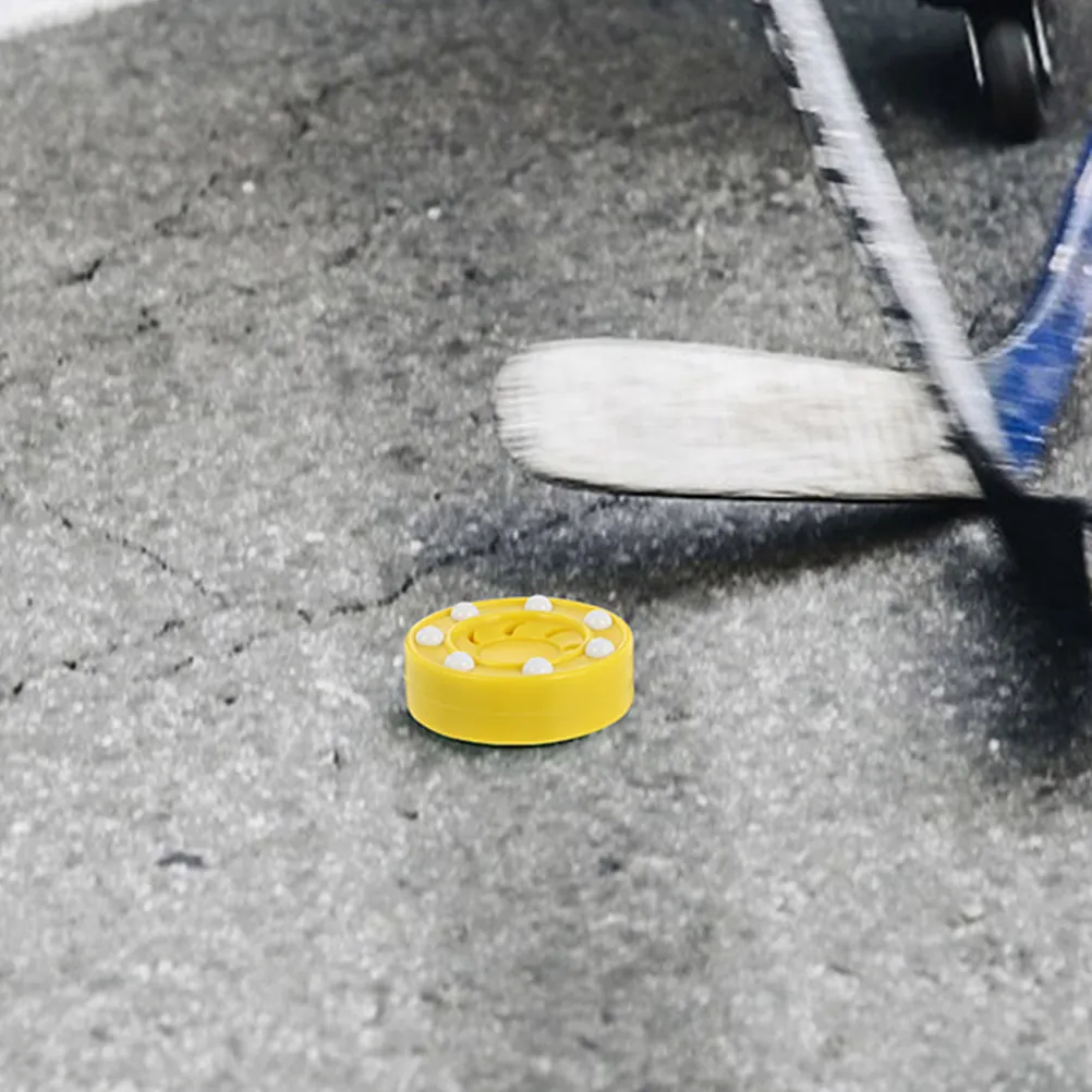 

2Pcs Roller Hockey Puck Set for Indoor Training and Competition Low Friction Plastic Ice Hockey Puck for Teens Adults Sports