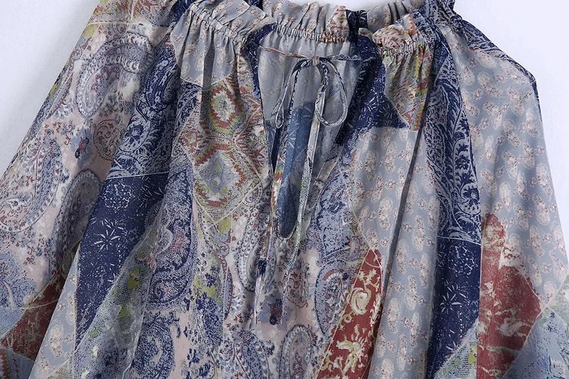 Wiosenna damska bluzka z kwiatowym nadrukiem, plisowanymi detalami, okrągłym dekoltem, długim rękawem, elegancka, codzienna, modna bluzka damska.