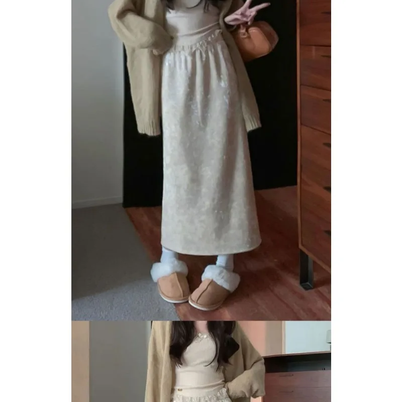 Damen 2025, Herbst und Winter, neuer Stil, gespleißt, hohe Taille, Schlitz, A-Linie, hüftbetonter Samtrock