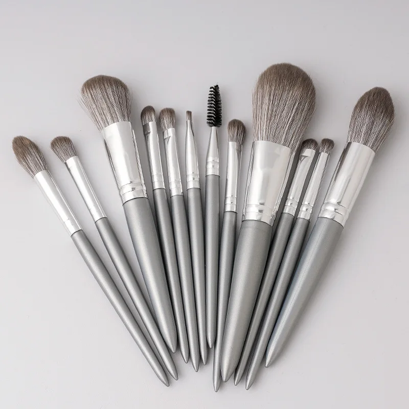 Set di pennelli per trucco professionale super morbidi da 12 pezzi per fondotinta, fard in polvere, kit di strumenti per trucco cosmetico per il viso