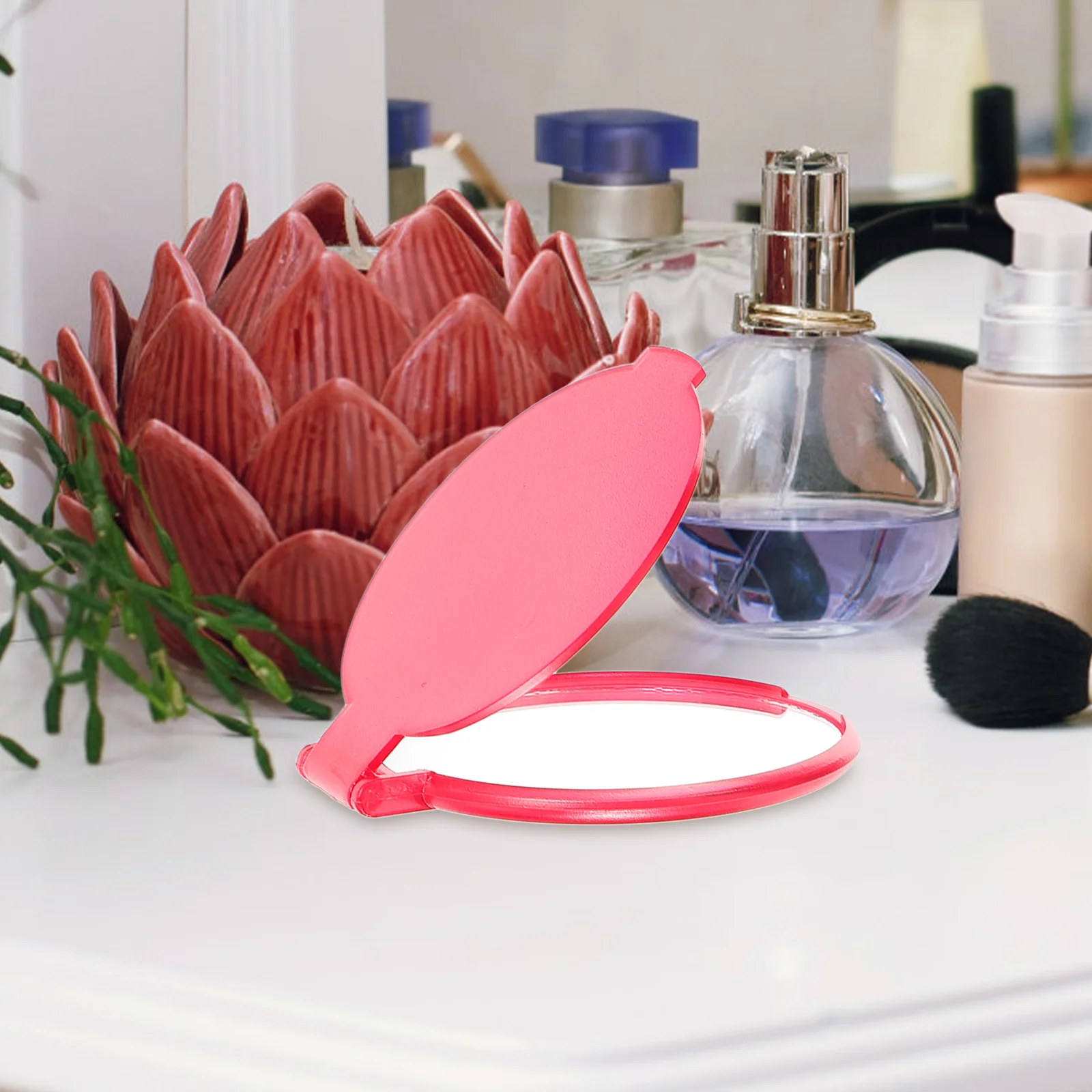 

24Pcs Folding Round Makeup Mirrors Portable Compact Pocket Mirrors Gift for Women Girls Makeup Mirror