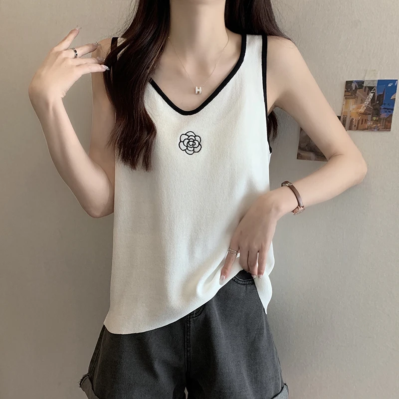 Summer New Flower Sweater Vest Women V-neck Casual Sleeveless Twist Knit Top Bottoming Waistcoat All-match Loose Pullovers