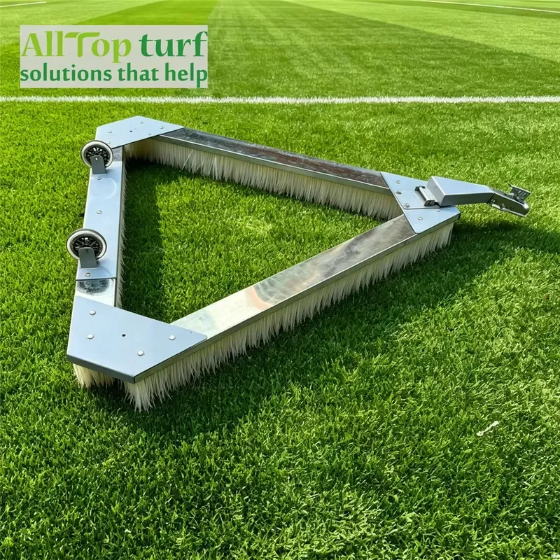 1400X1400X1400mm Triangular Nylon Brush for Artificial Grass Soft Bristles with Wheels
