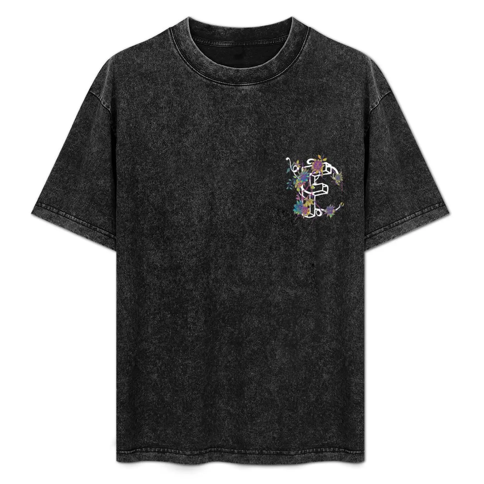 

Pocket T-Shirt Plus Size Comfort Fit Tee
