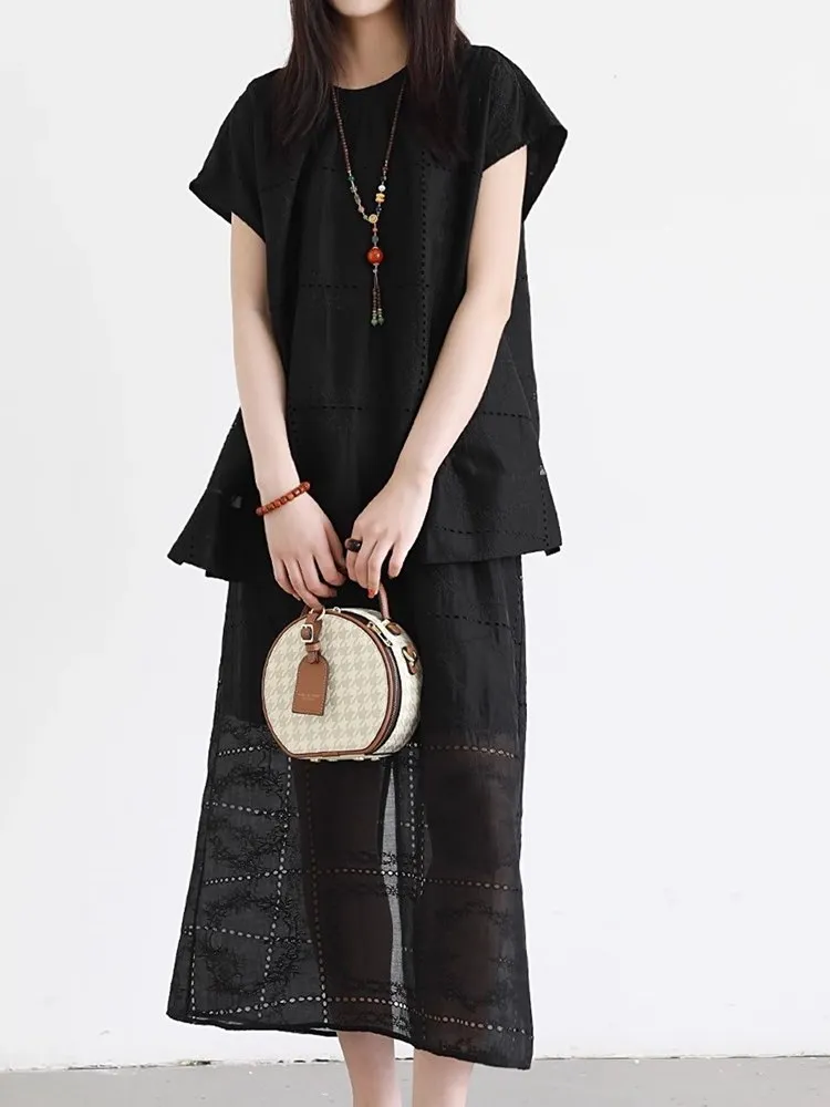 

Высококачественный комплект из льна из лиоцелла, лето 2023, новый женский комплект из двух предметов с вышивкой, ажурный топ с юбкой, модный Ense...